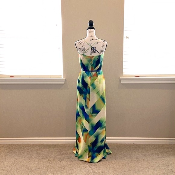 NWOT Marciano | Multi-color Abstract Maxi Dress - Picture 4 of 9